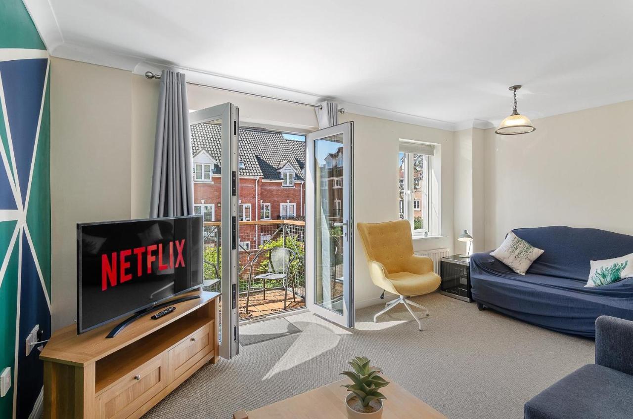 Villa 4Br Townhouse Wbalcony Free Parking Fast Wi-Fi NWI Esterno foto