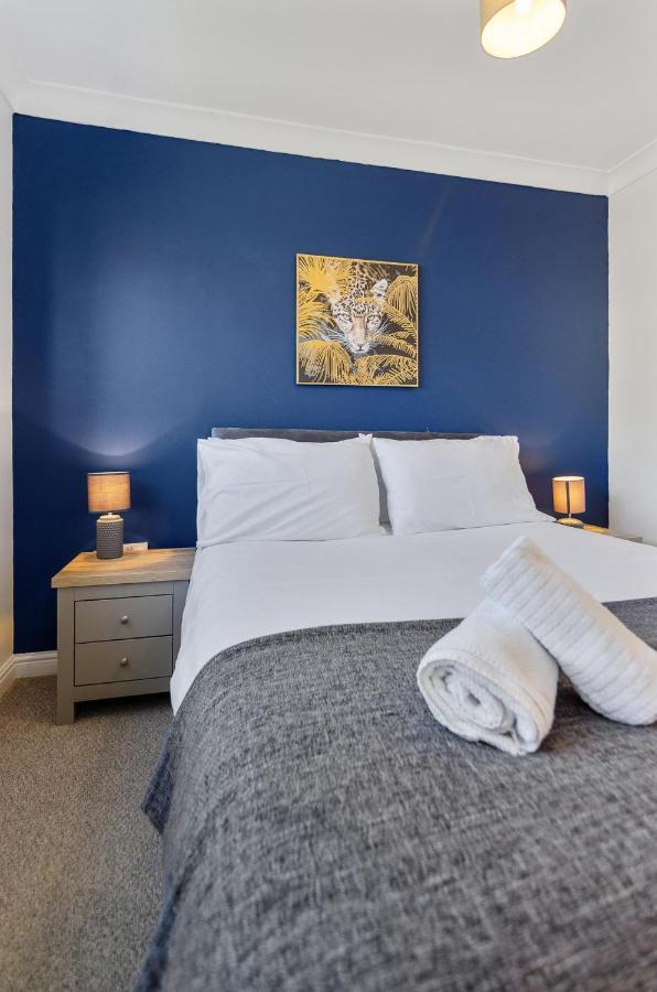 Villa 4Br Townhouse Wbalcony Free Parking Fast Wi-Fi NWI Esterno foto