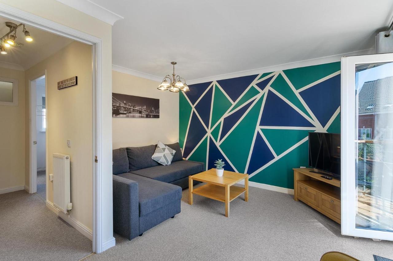 Villa 4Br Townhouse Wbalcony Free Parking Fast Wi-Fi NWI Esterno foto